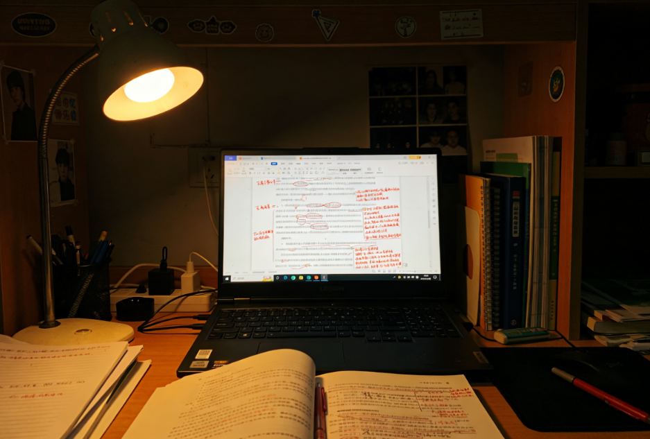 学术英文改写神器盘点：留学生如何改得更学术、更自然、还不跑题？